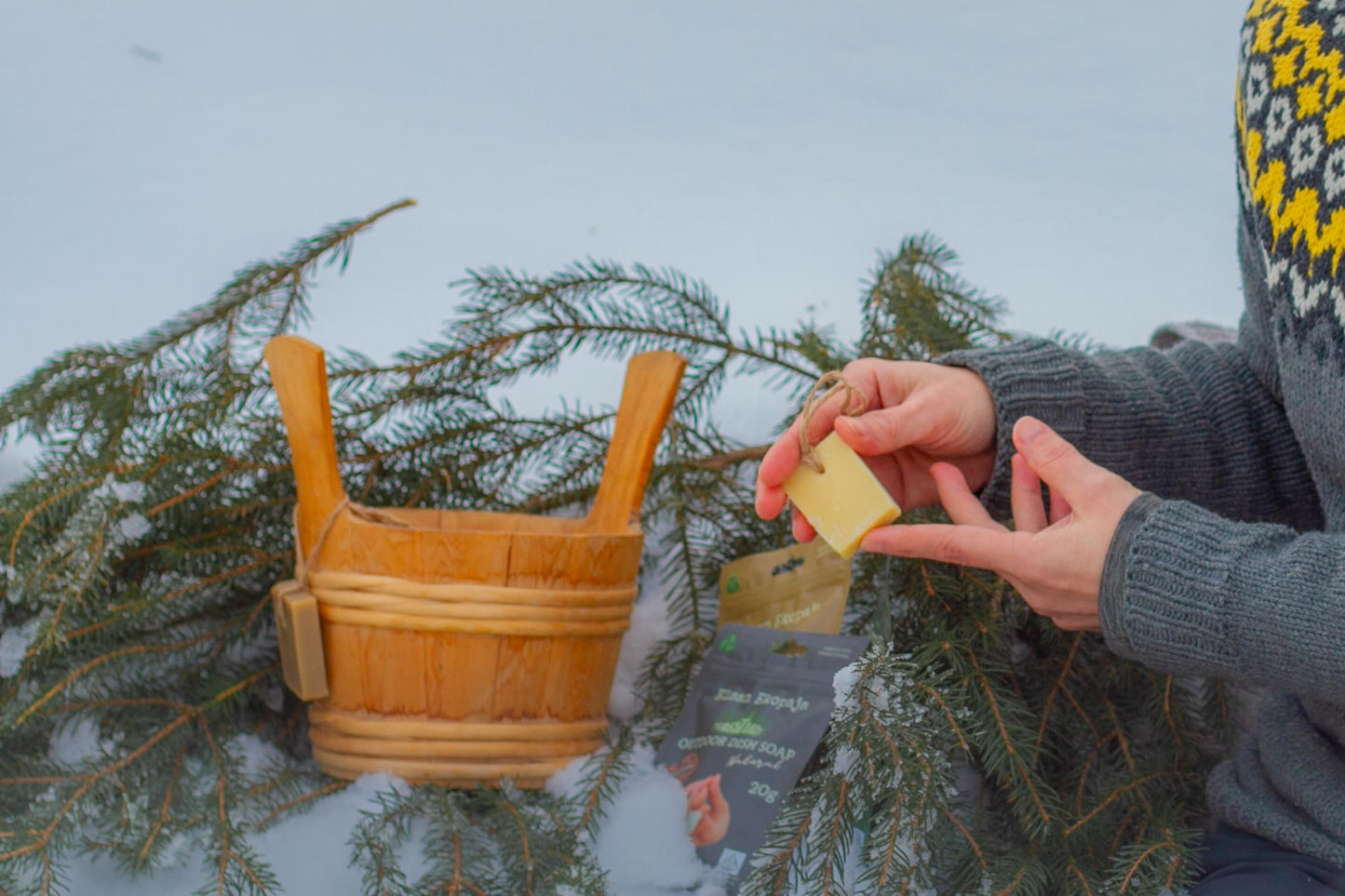 Forest Bath- Outdoor soap- marigold . Kehäkukka -narusaippua 20g (vegaaninen)